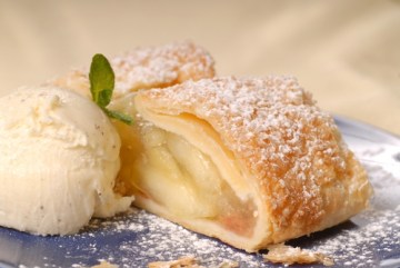 german_apple_strudel